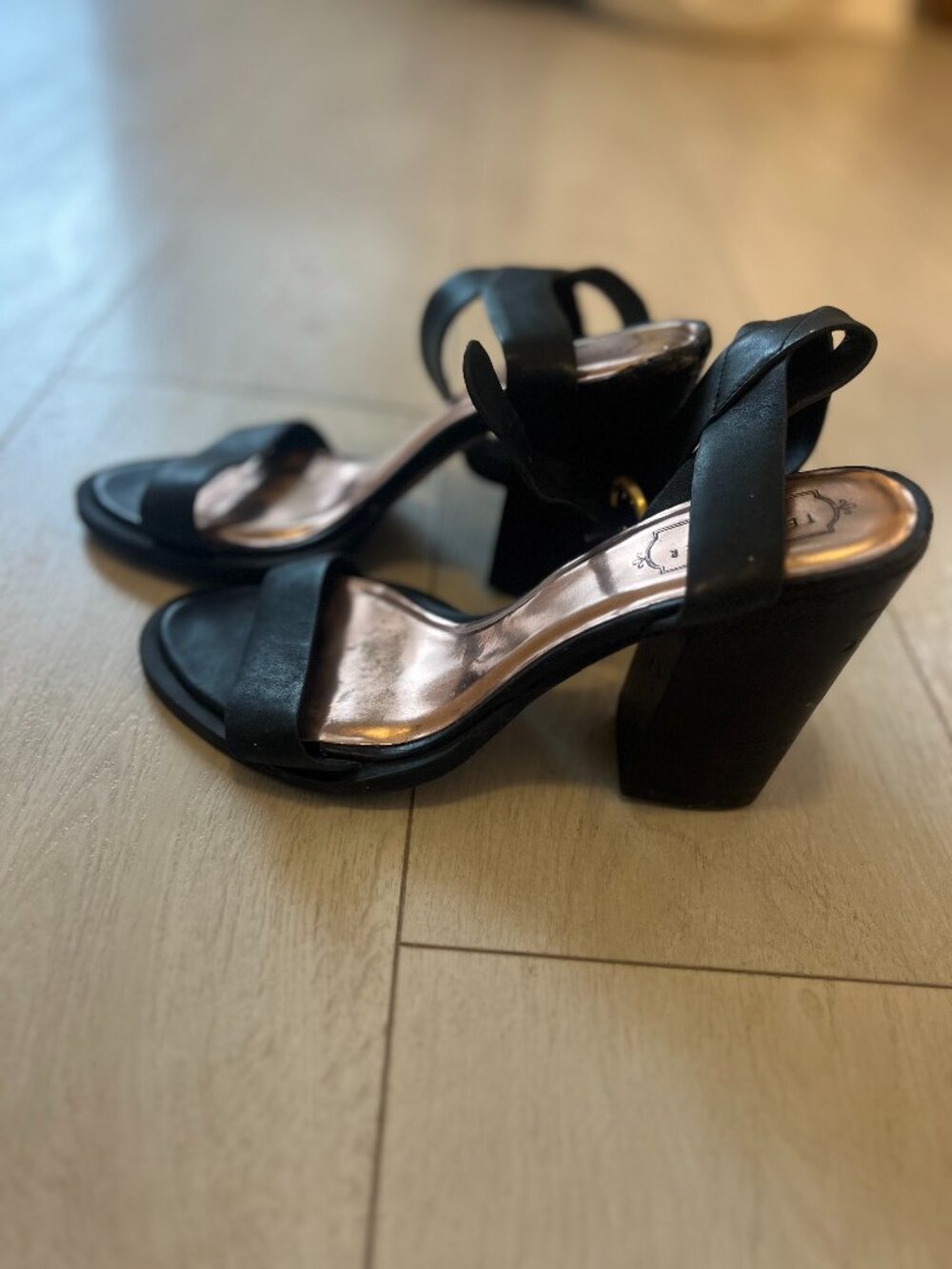 Ted Baker London Black Leather Block Heel Sandals